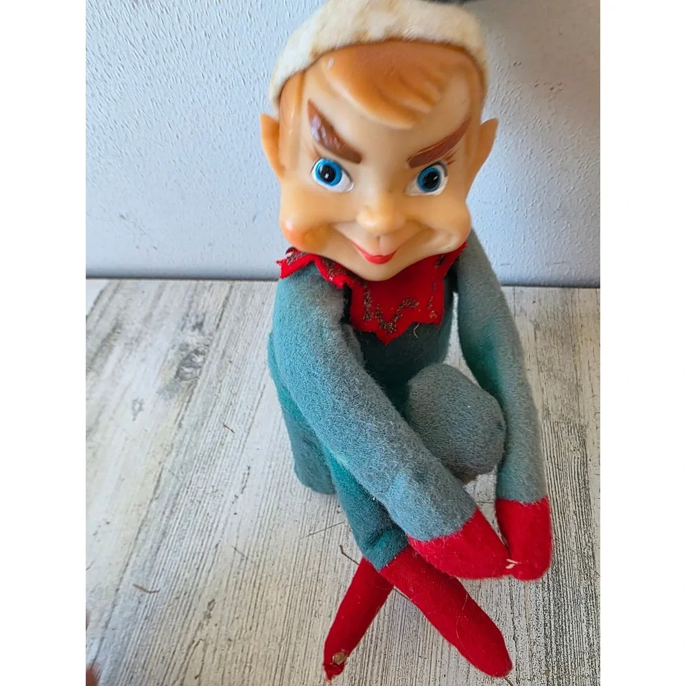 Vintage green ELF pixie knee hugger statue felt rubber face ornament large Xmas